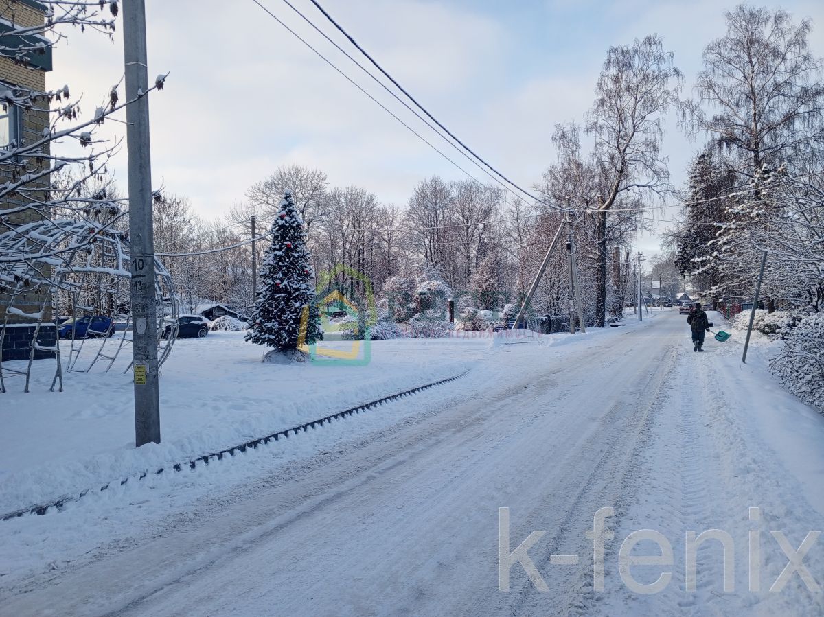 земли коммерческого назначения 1506 метров, участок 15 сот